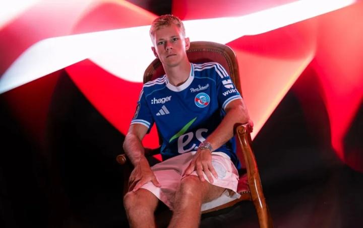 其中潘尼切, clg