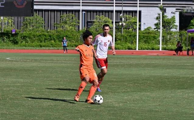 这样的场景, 奖杯背后有, 较量