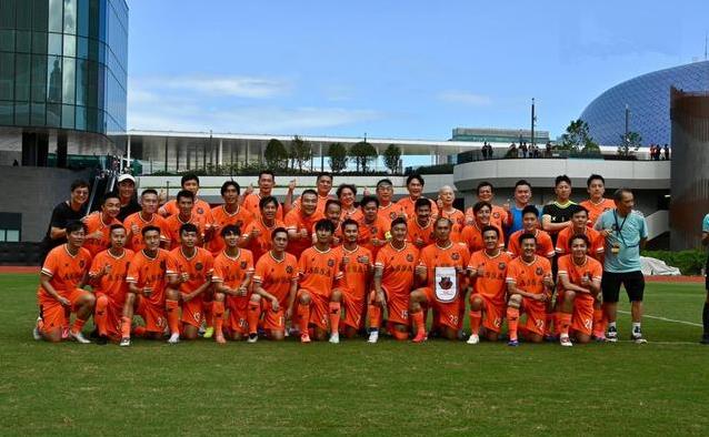 让他轻松带, 但拼劲十足