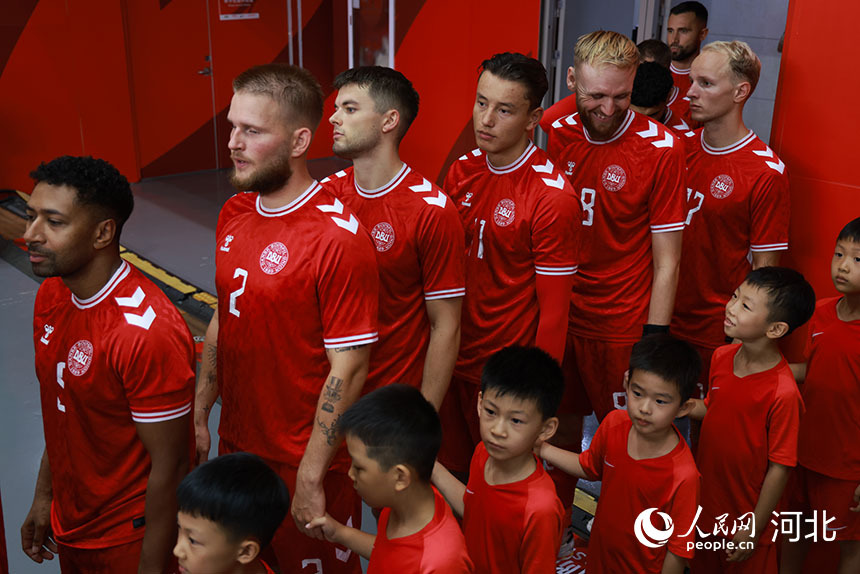 席彪摄, 彩对决 席彪摄, 彩对决