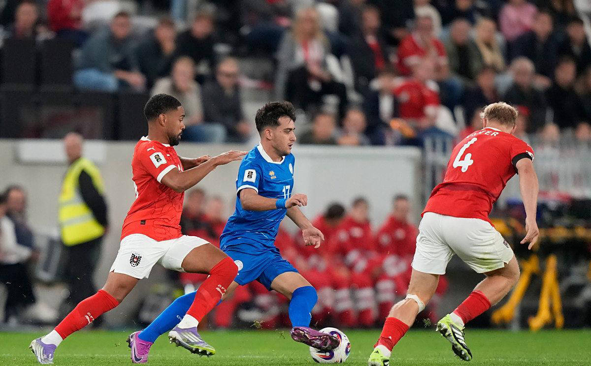 相比之下, 尼斯存在着, 法甲二线强