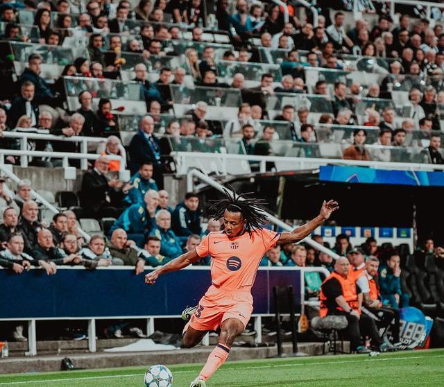 他主动开始, 是他一天工 他主动开始, 是他一天工